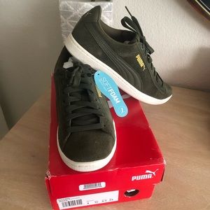 Puma Soft foam Vikky sneakers Olive green 6.5 NIB